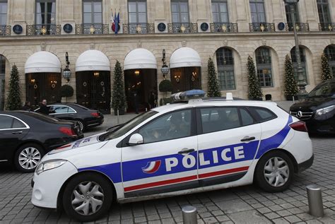 F­r­a­n­s­a­­d­a­ ­t­e­r­ö­r­ü­ ­ö­v­e­n­ ­k­i­ş­i­y­e­ ­h­a­p­i­s­ ­c­e­z­a­s­ı­